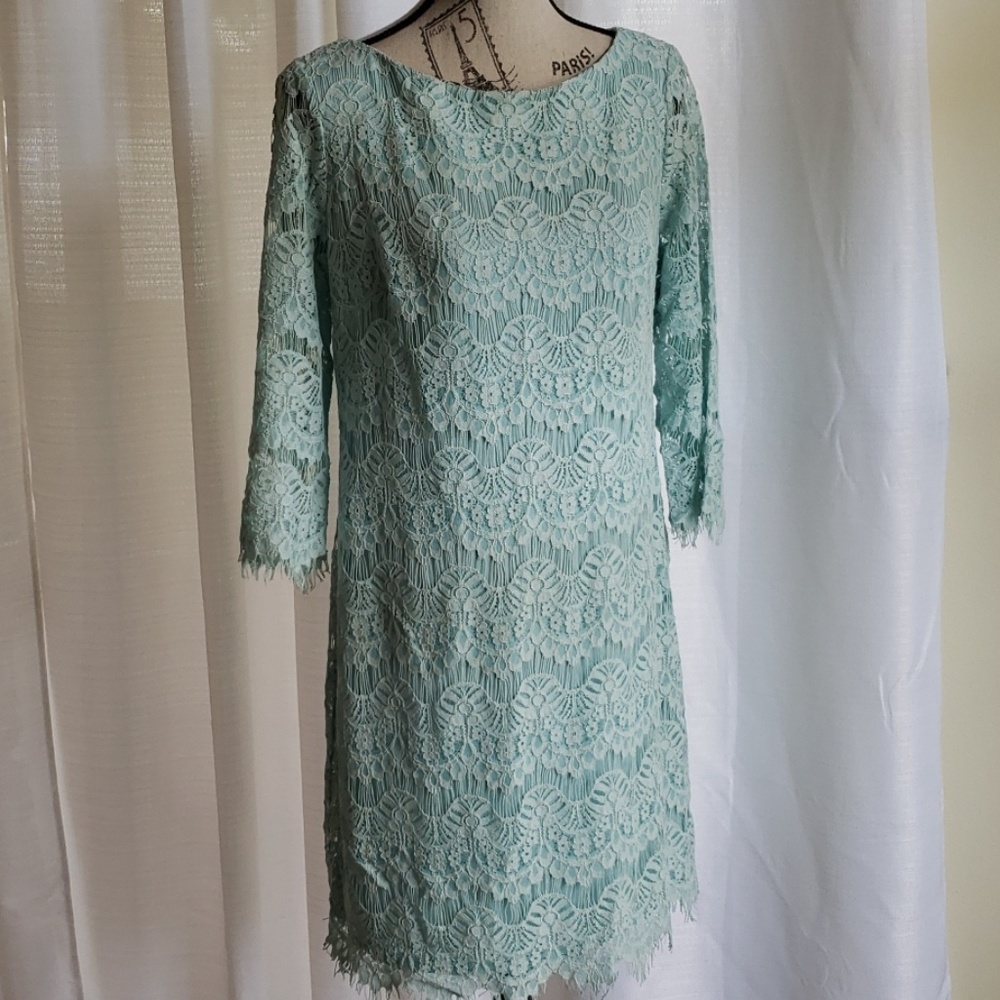 ⭐ Lace Illusion Sheath Dress
⭐ - Picture 2 of 5
